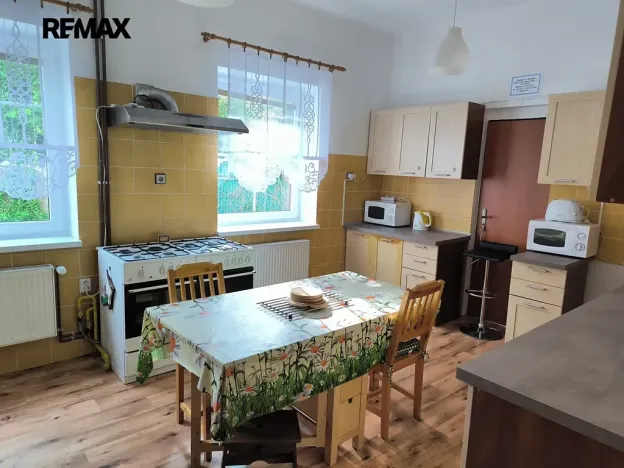 Prodej rodinného domu, Lipová-lázně, 555 m2