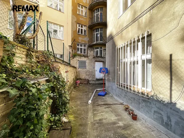 Prodej bytu 1+1, Praha - Vršovice, Vršovické náměstí, 42 m2