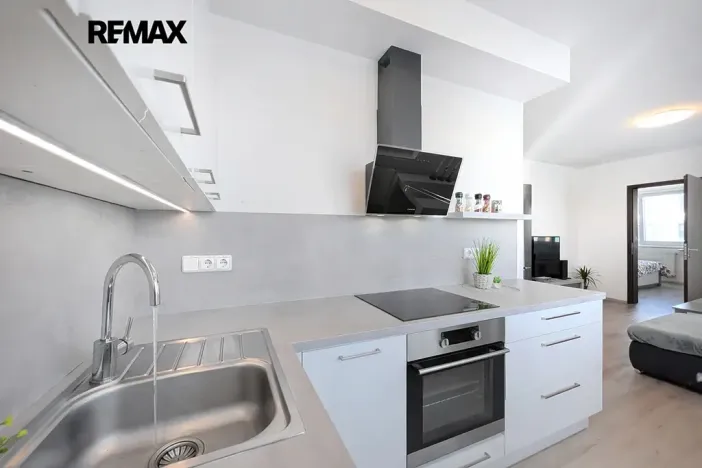 Prodej bytu 2+kk, Praha - Hlubočepy, Hugo Haase, 55 m2