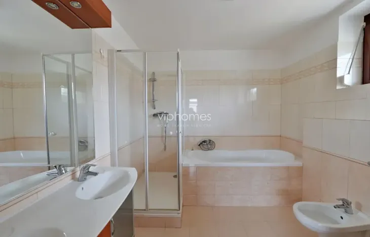 Pronájem rodinného domu, Praha - Nebušice, 360 m2