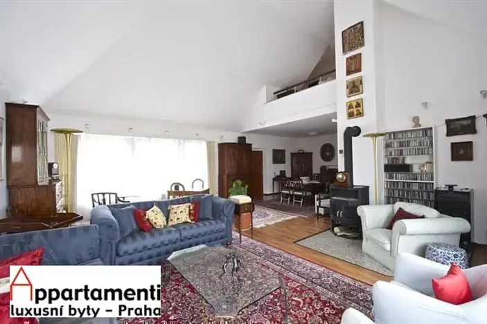 Pronájem rodinného domu, Praha - Kunratice, Ke hrádku, 417 m2