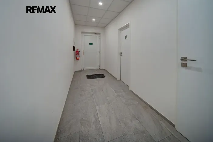 Pronájem kanceláře, Chlumec nad Cidlinou, Rooseveltova, 17 m2