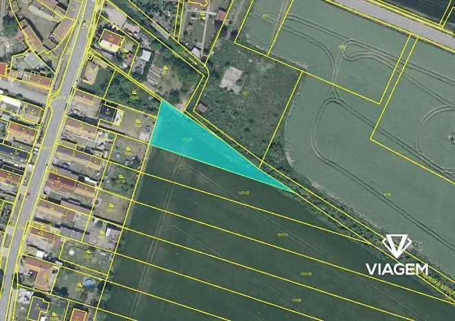 Prodej podílu pole, Račiněves, 232 m2