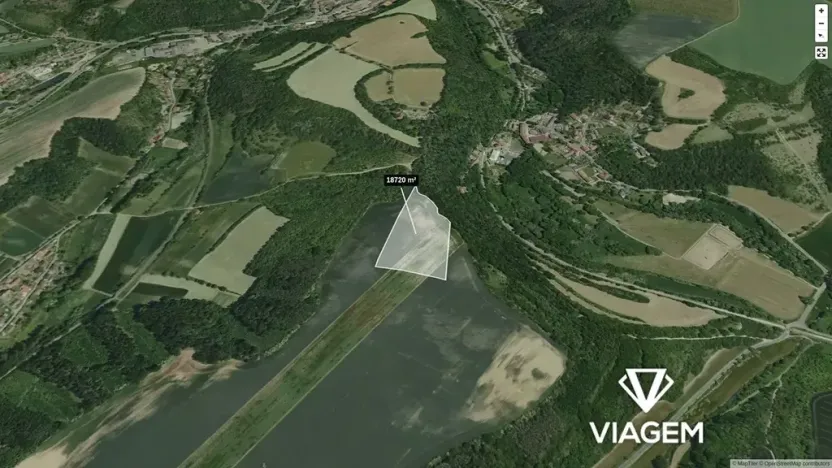 Prodej pole, Zákolany, 18720 m2