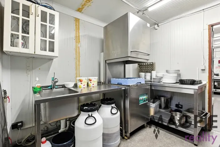 Pronájem restaurace, Praha - Uhříněves, Přátelství, 172 m2