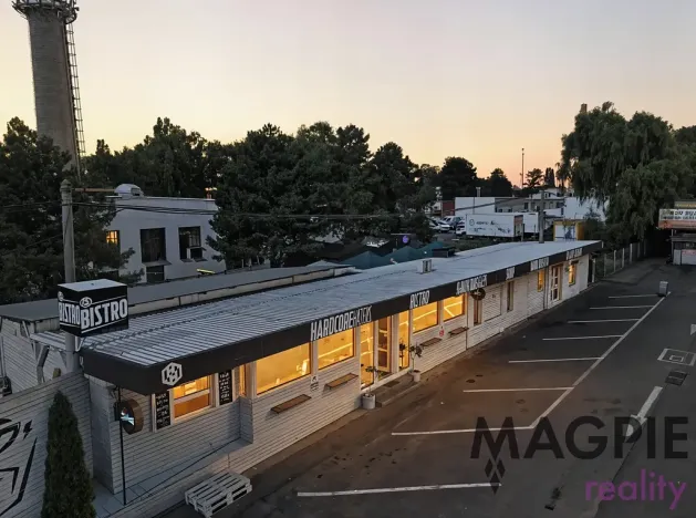 Pronájem restaurace, Praha - Uhříněves, Přátelství, 172 m2