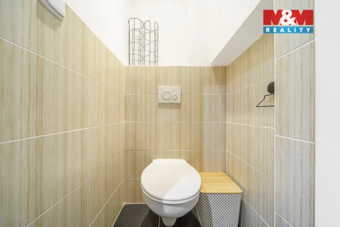 Prodej bytu 2+1, Karlovy Vary - Rybáře, Sokolovská, 77 m2