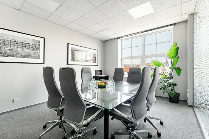 Pronájem obchodního prostoru, Praha - Holešovice, U Uranie, 500 m2