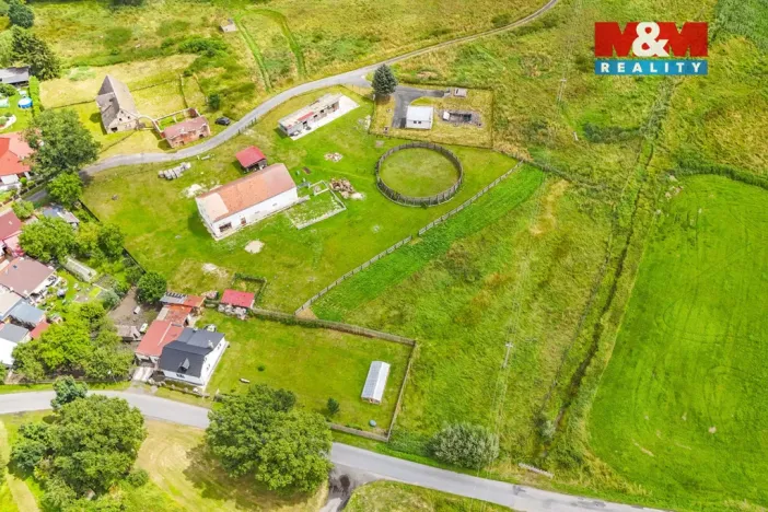 Prodej zemědělského objektu, Křižovatka, 240 m2