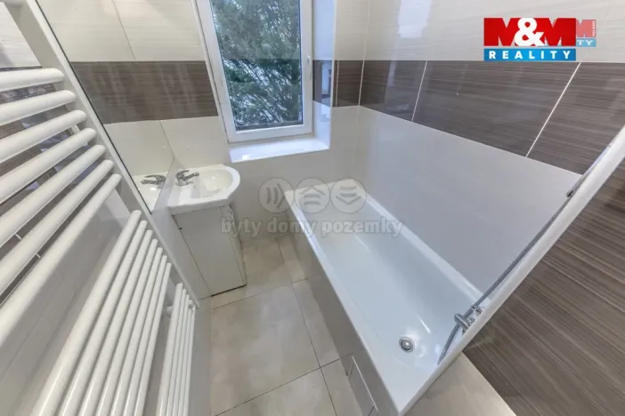 Pronájem bytu 2+kk, Nové Město pod Smrkem, Ludvíkovská, 36 m2