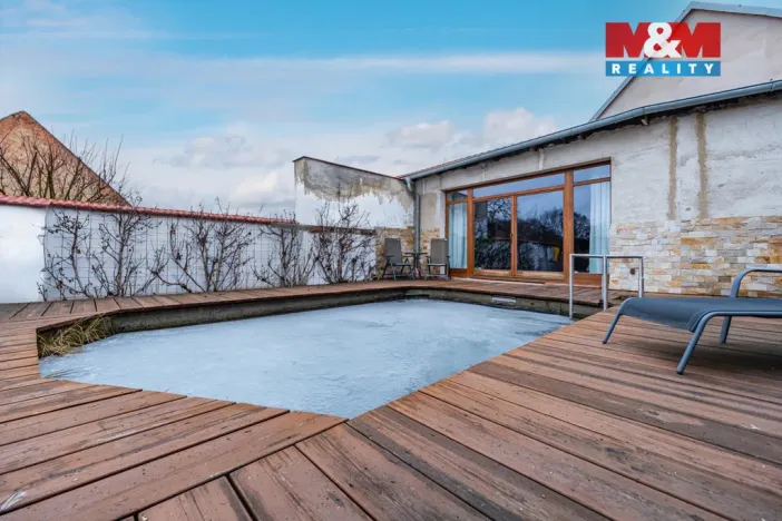 Prodej výrobních prostor, Droužkovice, Rudé armády, 486 m2