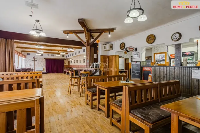 Prodej restaurace, Karlovy Vary, Merklínská, 700 m2