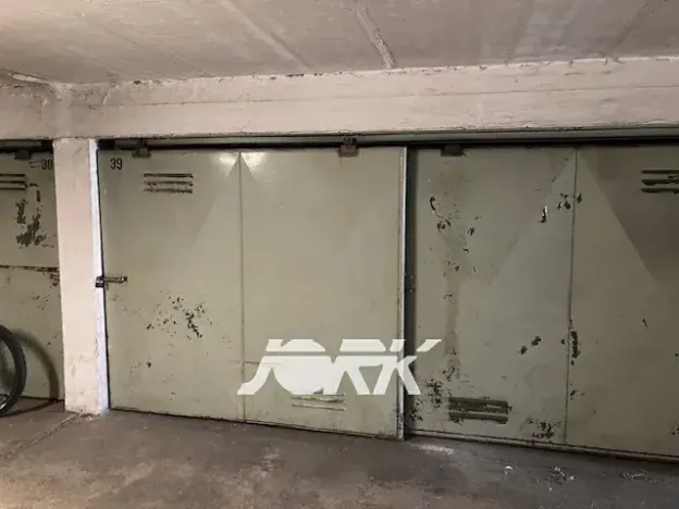 Pronájem garáže, Pardubice, kpt. Bartoše, 20 m2