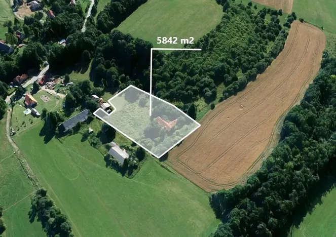 Prodej podílu komerčního pozemku, Sloupno, 2921 m2