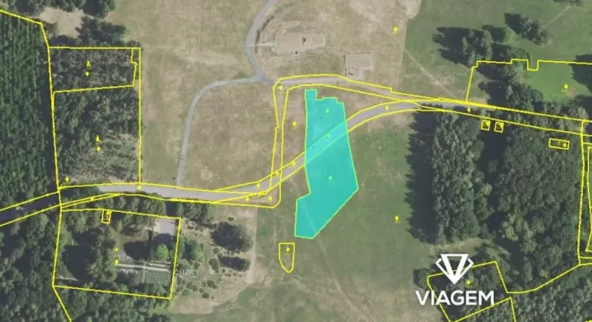 Prodej podílu pozemku, Lidice, 830 m2