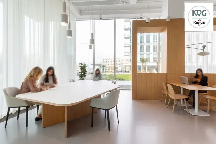 Pronájem kanceláře, Praha - Nusle, Pujmanové, 50 m2