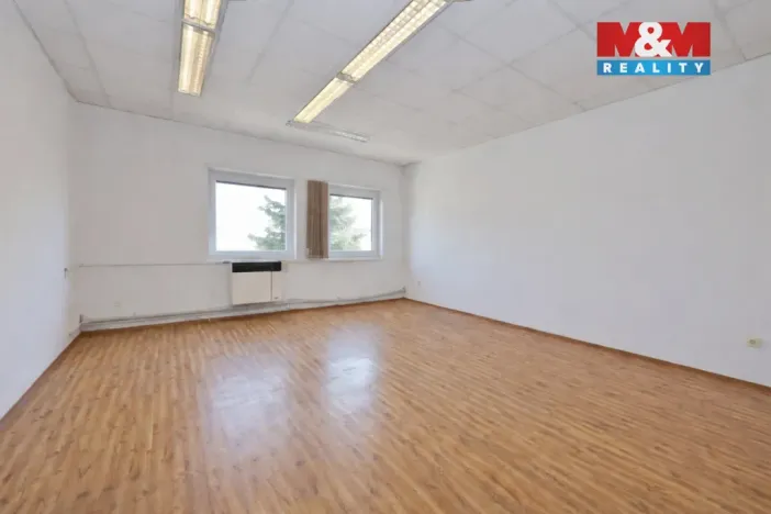 Pronájem obchodního prostoru, Havlíčkův Brod, Havířská, 2200 m2