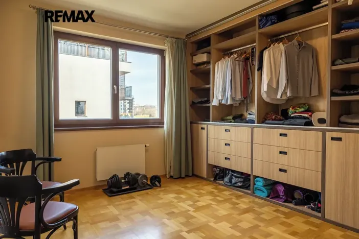 Prodej bytu 6+kk a větší, Praha - Hrdlořezy, Učňovská, 194 m2