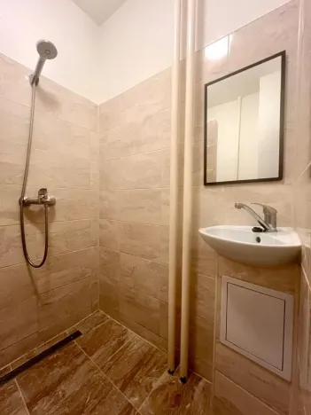 Pronájem bytu 1+kk, Ostrava - Poruba, Maďarská, 26 m2