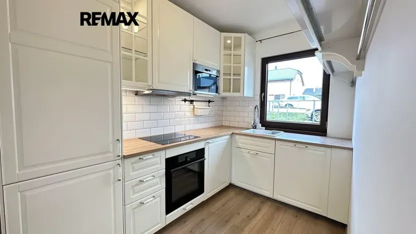 Pronájem rodinného domu, Králův Dvůr, Větrná, 80 m2