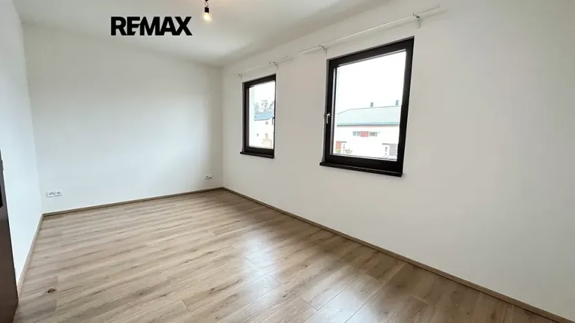 Pronájem rodinného domu, Králův Dvůr, Větrná, 80 m2