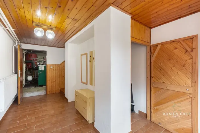 Prodej vícegeneračního domu, Chotiněves, 495 m2