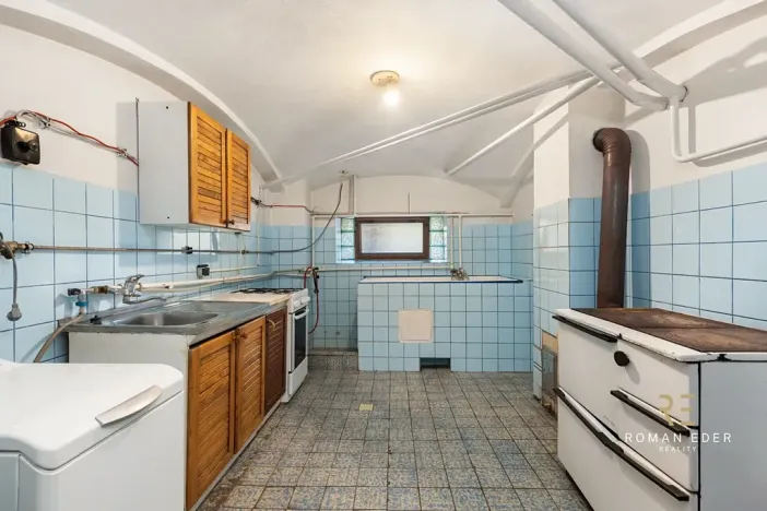 Prodej vícegeneračního domu, Chotiněves, 495 m2