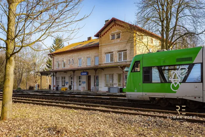 Prodej vícegeneračního domu, Chotiněves, 495 m2