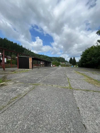 Prodej výrobních prostor, Karlovy Vary, K Přehradě, 8061 m2