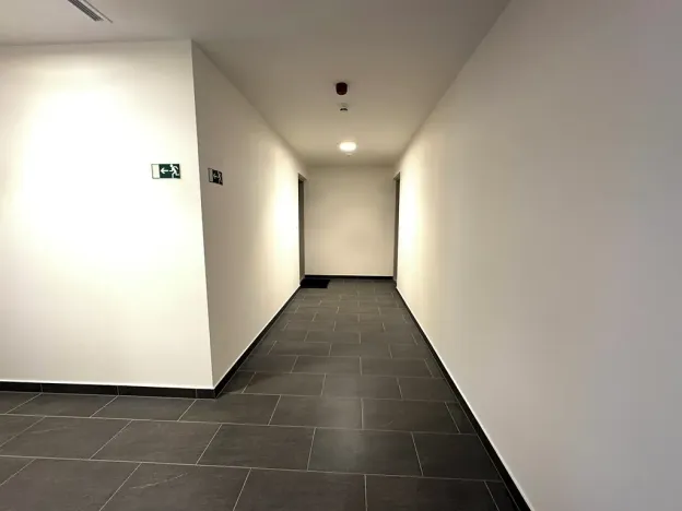 Pronájem bytu 1+kk, Praha - Vysočany, Poděbradská, 30 m2