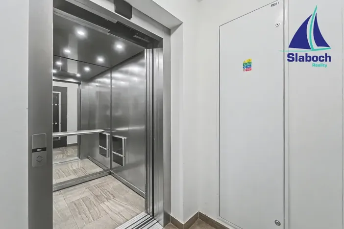 Pronájem bytu 3+kk, Praha - Letňany, Štanderova, 89 m2