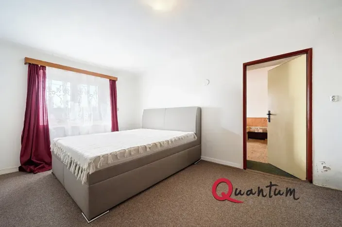 Prodej rodinného domu, Ústrašice, 135 m2