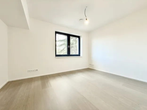 Prodej bytu 5+kk, Praha - Holyně, náměstí Pod lípou, 150 m2