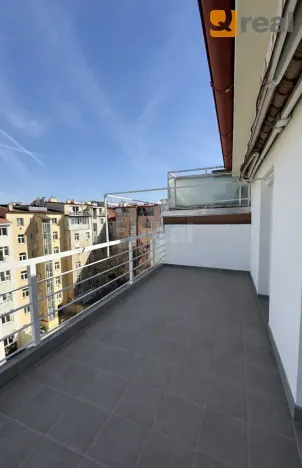 Pronájem bytu 2+kk, Praha - Žižkov, Baranova, 80 m2