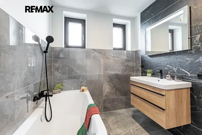 Prodej rodinného domu, Jindřichův Hradec, Spojovací, 183 m2