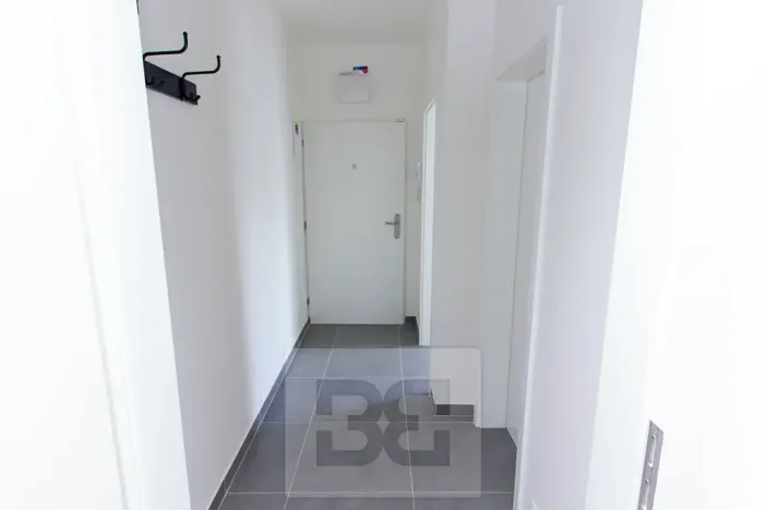 Pronájem bytu 2+kk, Tuchoměřice, V Kněžívce, 31 m2