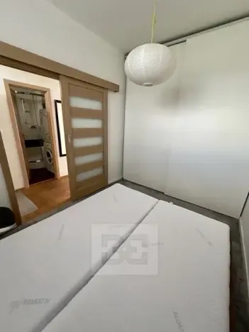 Pronájem bytu 2+kk, Praha - Holešovice, Osadní, 43 m2