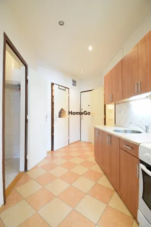 Pronájem bytu 2+kk, Praha - Nusle, U gymnázia, 52 m2