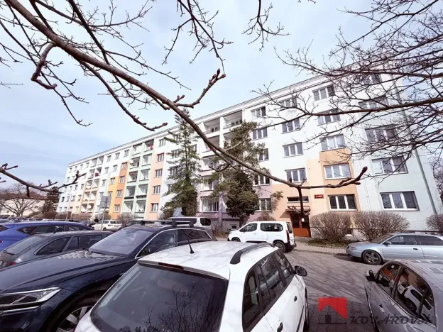 Pronájem bytu 2+1, Kralupy nad Vltavou, Dr. E. Beneše, 55 m2