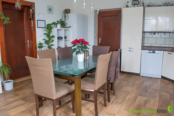 Prodej rodinného domu, Mirošov, Školní, 180 m2