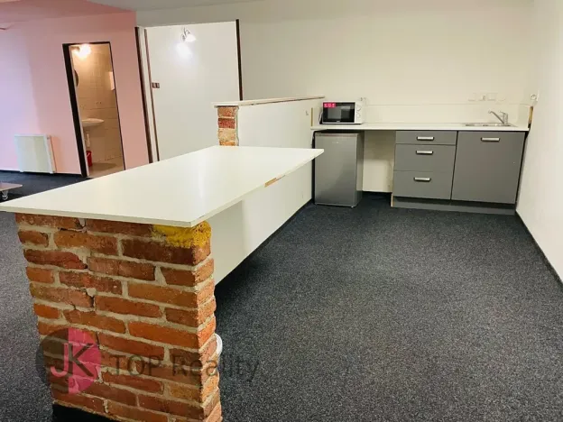 Pronájem kanceláře, Praha - Stodůlky, Suchý vršek, 125 m2