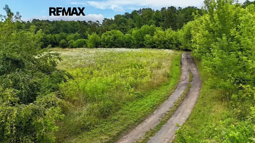 Prodej pozemku pro bydlení, Liběchov, 7548 m2