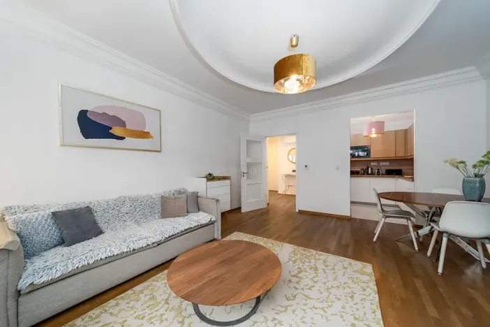 Prodej bytu 2+kk, Praha - Staré Město, Dlouhá, 72 m2