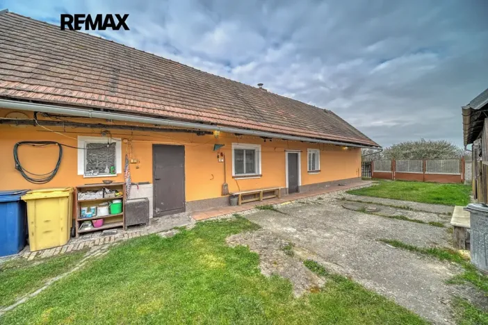 Prodej rodinného domu, Městec Králové, U Nového, 44 m2