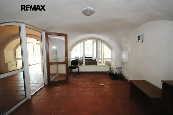 Prodej komerční nemovitosti, Církvice, 6984 m2