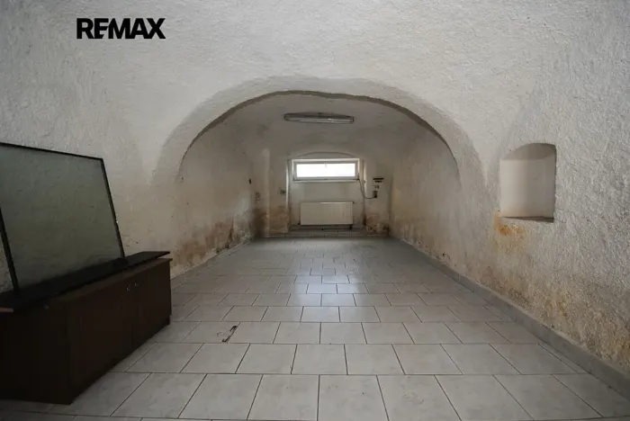 Prodej komerční nemovitosti, Církvice, 6984 m2