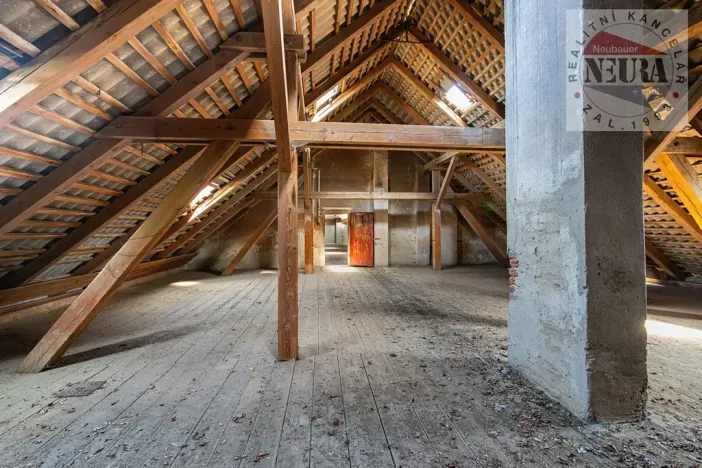 Prodej zemědělského objektu, Okrouhlice, Valečov, 25561 m2