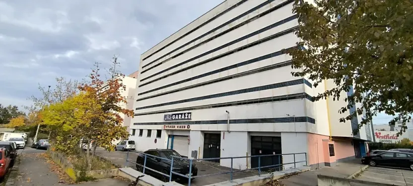 Pronájem garáže, Praha - Chodov, Holušická, 18 m2
