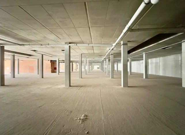 Pronájem obchodního prostoru, Hradec Králové, Kollárova, 3447 m2