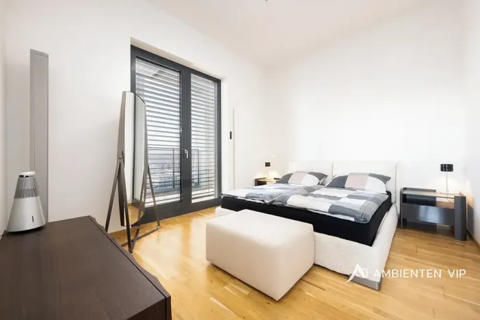 Prodej bytu 2+kk, Praha - Vysočany, Oktábcových, 72 m2